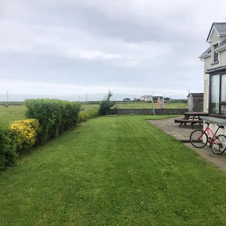 Seaview House Bed & Breakfast *